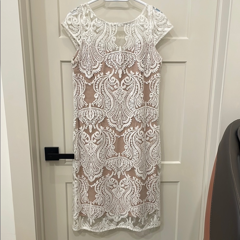 Elegant White Lace Dress